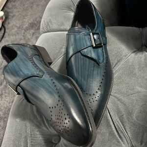NeverWorn Men Dress Shoes size 7